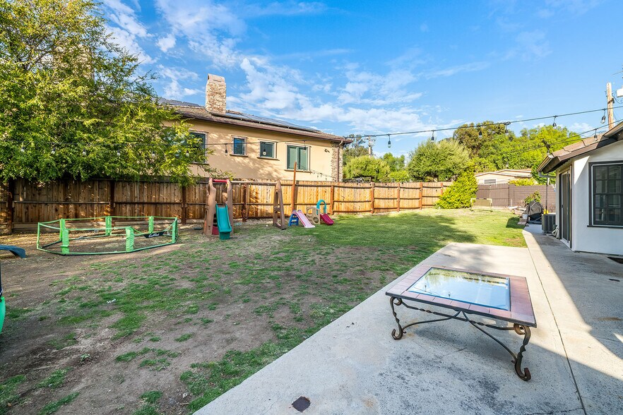 Building Photo - 28403 Waring Pl