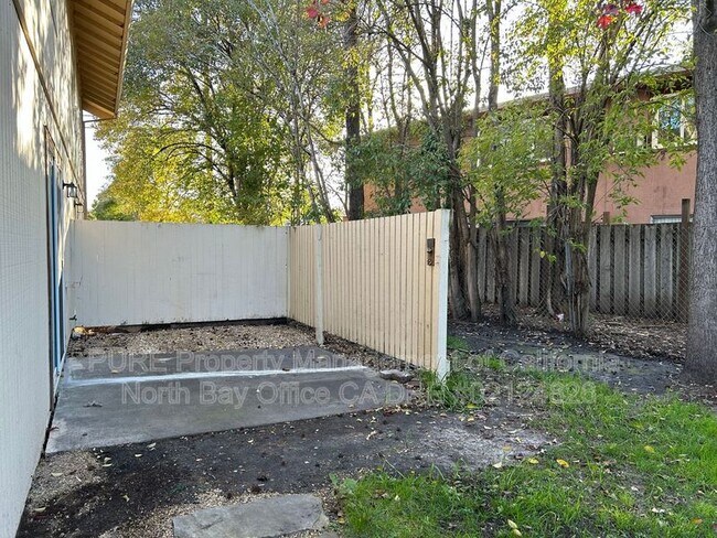 Building Photo - 7500 Bridgit Dr