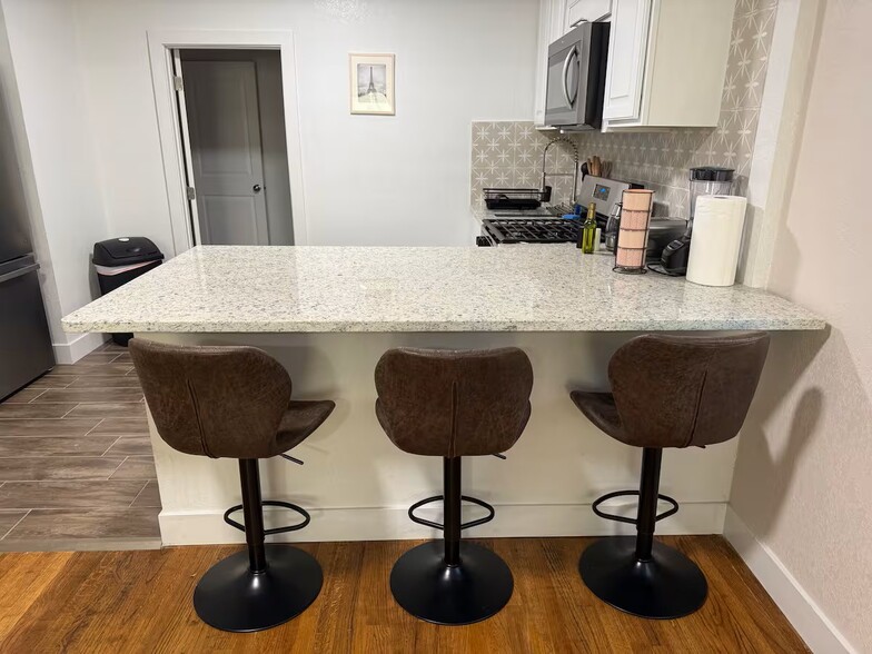 Building Photo - 3711 Nashville Ave