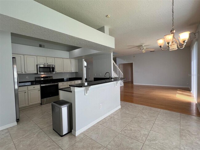 Building Photo - 1831 Abbots Hill Dr