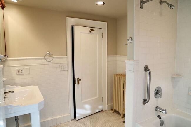 Building Photo - Stunning Historic Estate + In Ground Pool + Private Carriage House + Chef's Kitchen + Two Car Garage