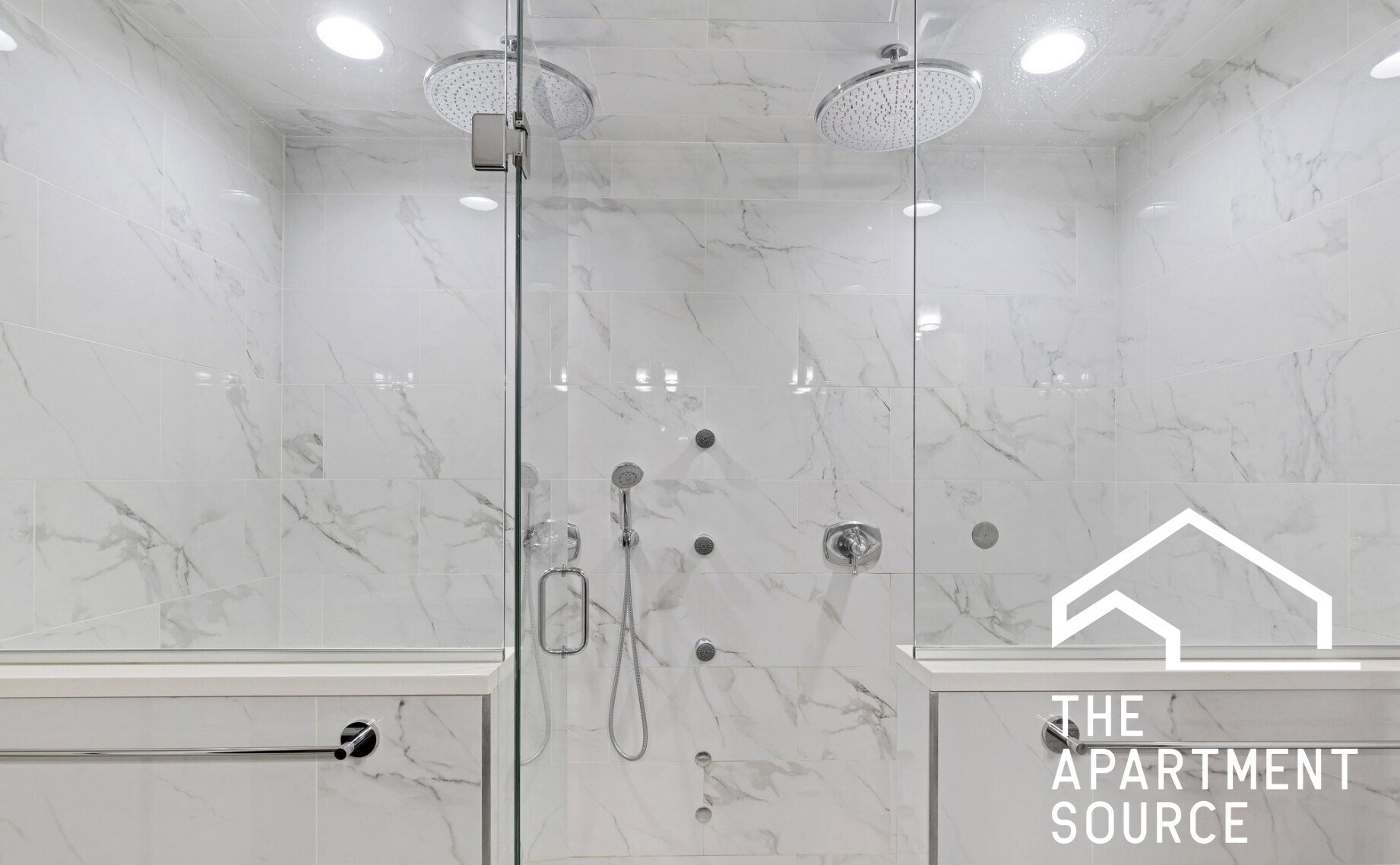 Building Photo - 1324 W Grand Ave