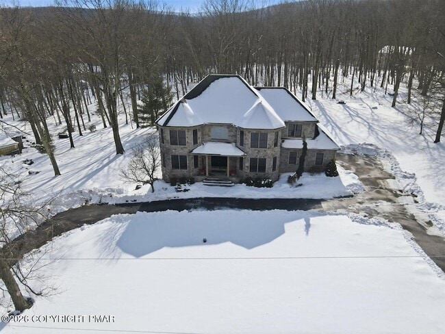 Building Photo - 5132 Pocono Park