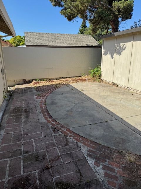 Building Photo - 7415 Circle Dr