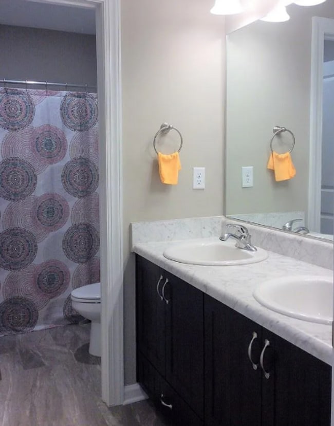 Building Photo - MOVE IN READY BY JULY-15-2025