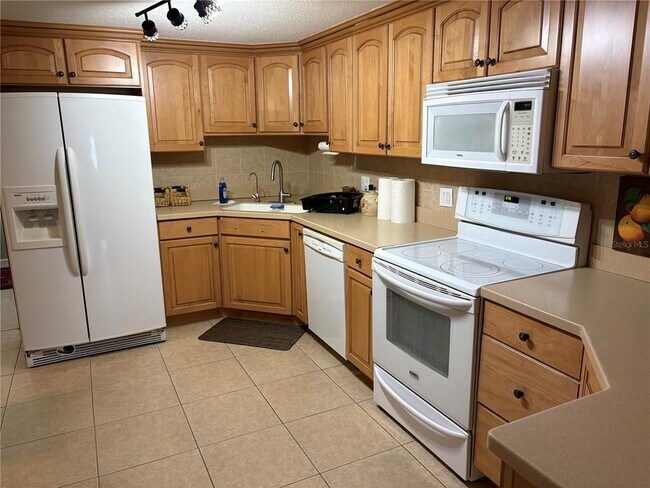 Building Photo - 1010 Osprey Ct