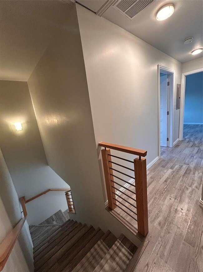 Building Photo - 8905 Tronewood Dr