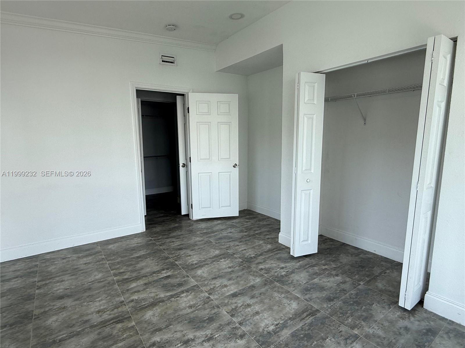 Building Photo - 3681 NE 170th St
