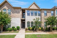 Building Photo - 4128 Comanche Dr