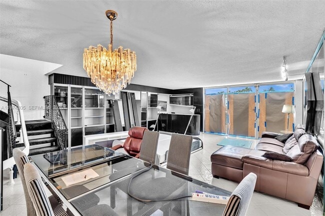 Building Photo - 825 NE 26th Ave