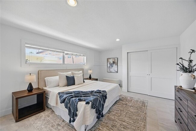 Building Photo - 3528 Casablanca Ave