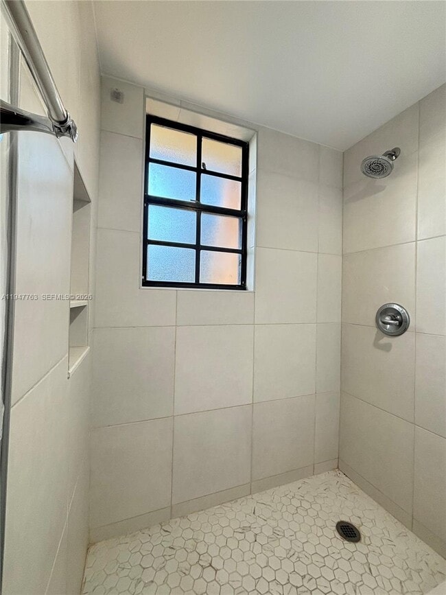 Building Photo - 4171 Oak Terrace Dr