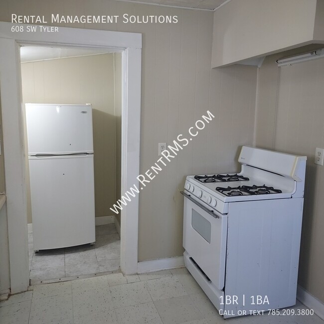 Building Photo - 608 SW Tyler-
