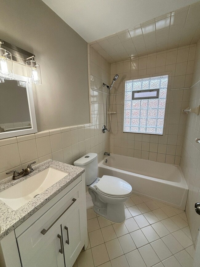 Building Photo - 23756 Brittany Ave