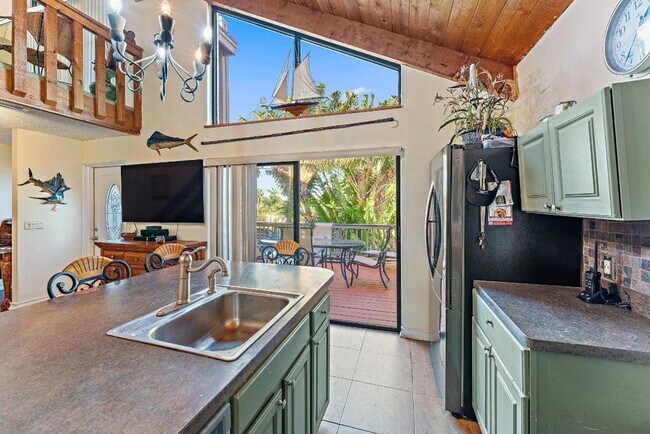 Building Photo - 1605 US-1