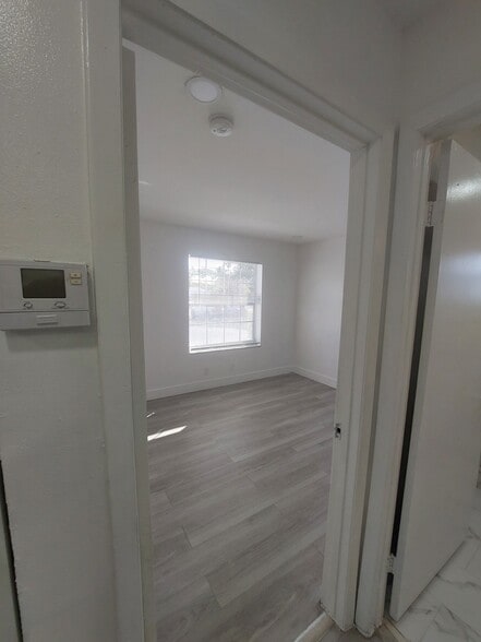 Building Photo - 2319 Johnson St