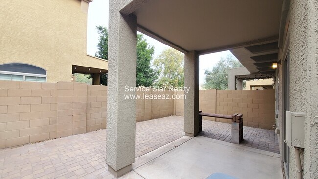 Building Photo - 1350 S Greenfield Rd