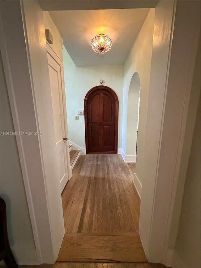 Building Photo - 1222 Ferdinand St