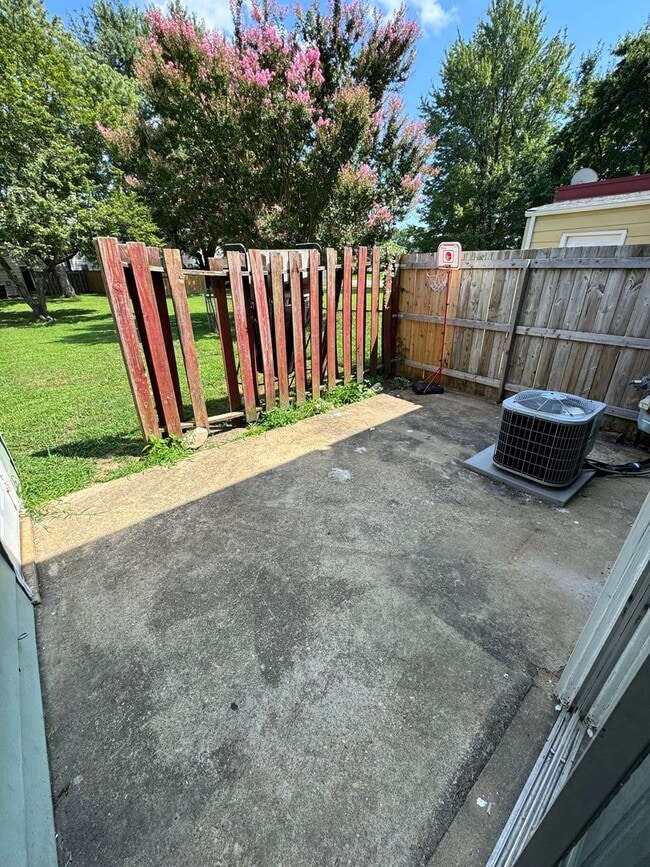 Building Photo - Spacious 3 Bed 1.5 Bath in Henrico