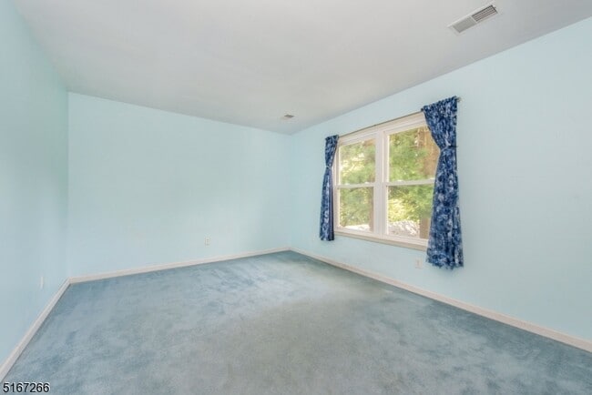 Building Photo - 99 Chesapeake Ave