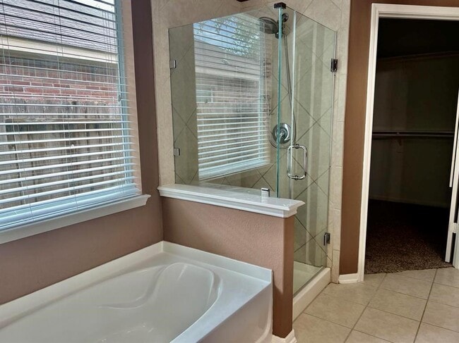 Building Photo - 25106 Hazel Ranch Dr