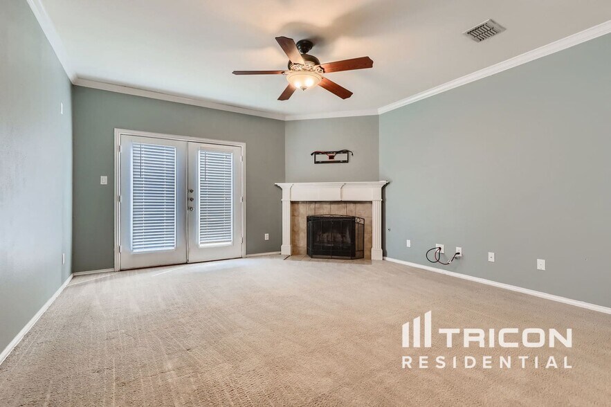 Building Photo - 5921 Sea Bass Ct