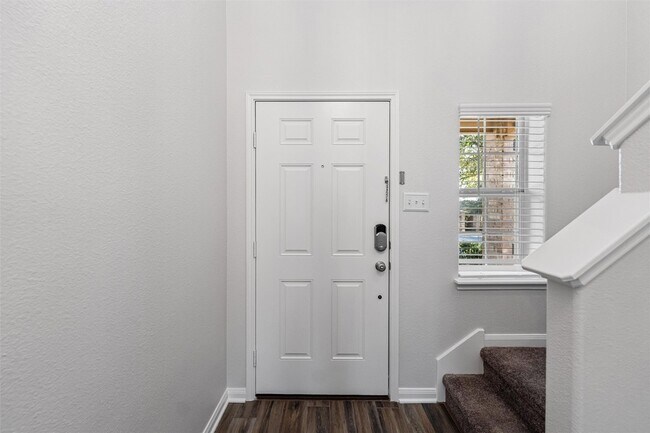 Building Photo - 188 Dodge City Trail