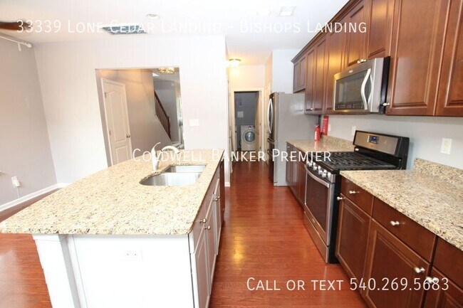 Building Photo - 33339 Lone Cedar Landing