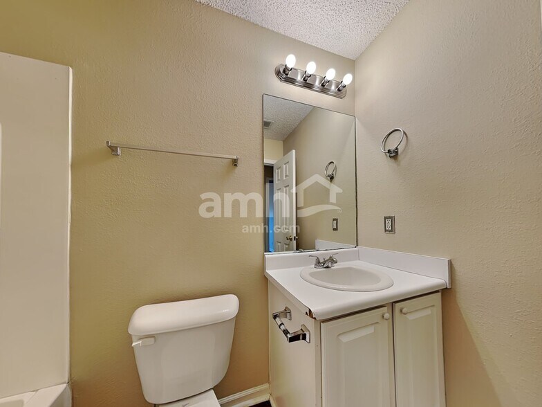 Building Photo - 5 Stemson Way