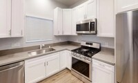 Building Photo - 5118-5120 East Falls View Dr