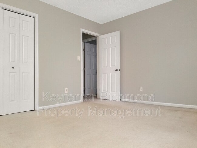 Building Photo - 7704 Middlefield Mews