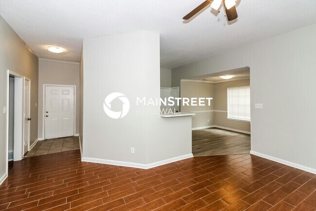 Building Photo - 3 Bedroom Pet-Friendly Home in Cordova, TN with Main Street Renewal