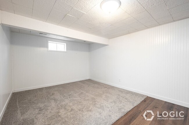 Building Photo - 615 15th St