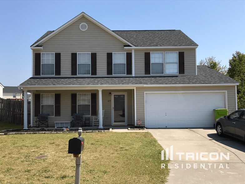 Primary Photo - 415 Fox Trot Dr