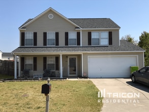 Building Photo - 415 Fox Trot Dr