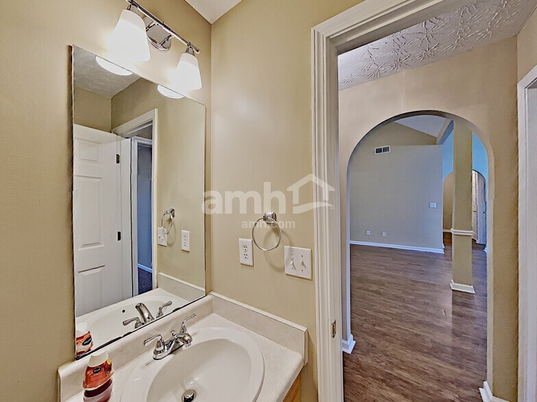 Building Photo - 4712 Huff Park Ct