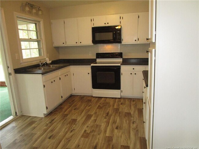 Building Photo - 2516 Cumberland Rd