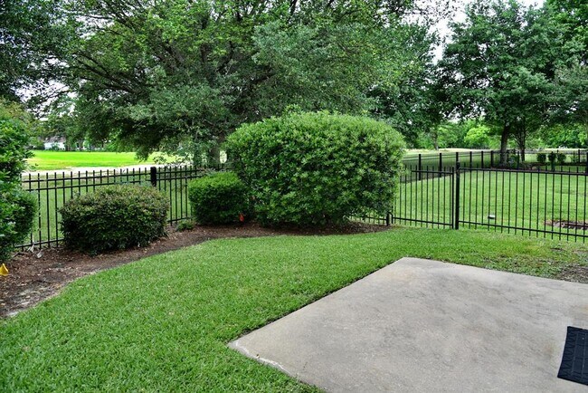 Building Photo - 8526 Willow Loch Dr