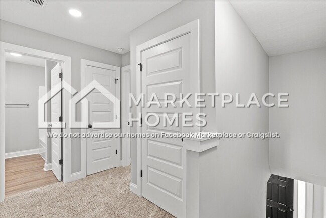 Building Photo - 128 Downsbury Rd