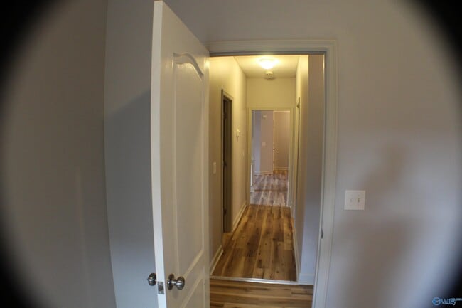 Building Photo - 111 Ervington Pl