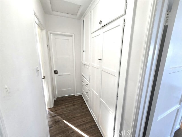 Building Photo - 662 W Glenoaks Blvd