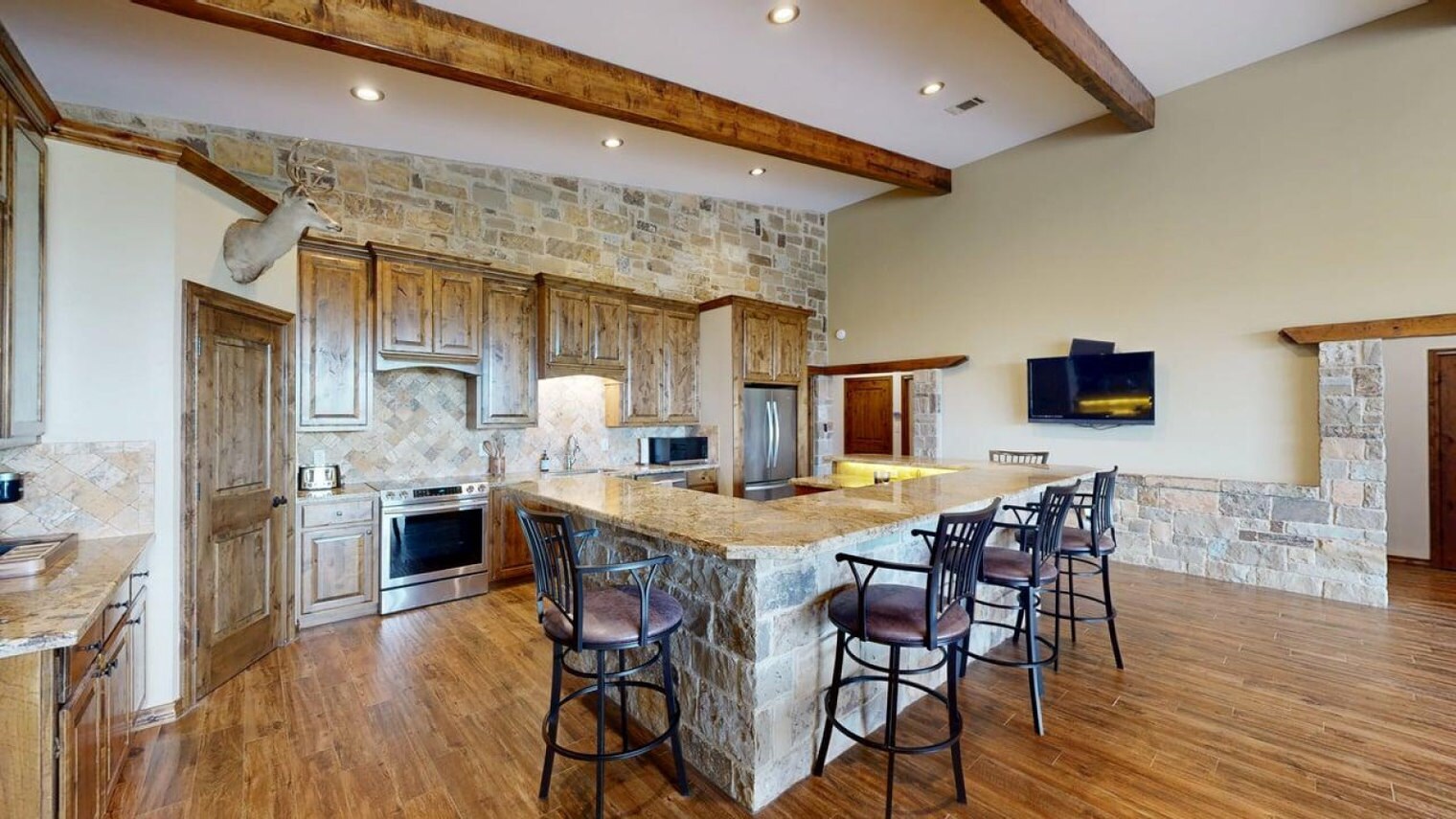 Building Photo - 8261 Nemec Ln