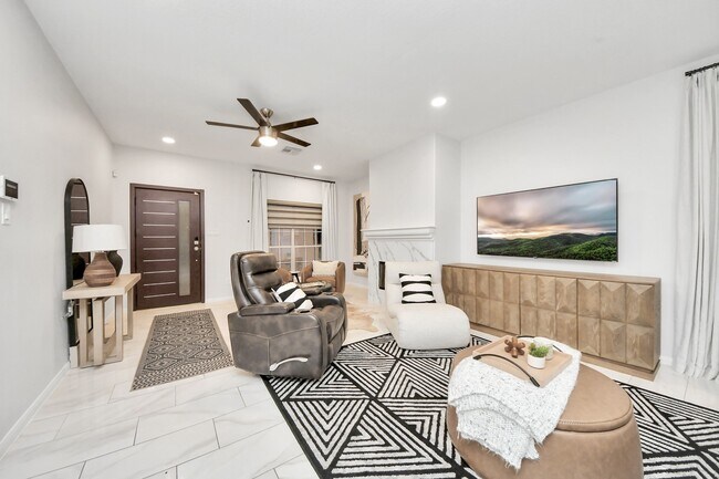 Building Photo - 2730 Empire Oaks Lane