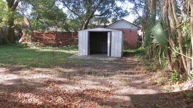 Building Photo - 6590 Sunset Dr