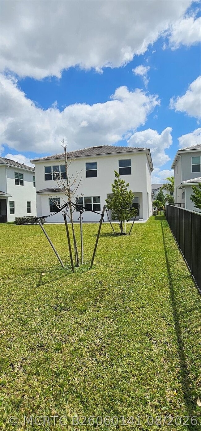 Building Photo - 5461 Empire Dr