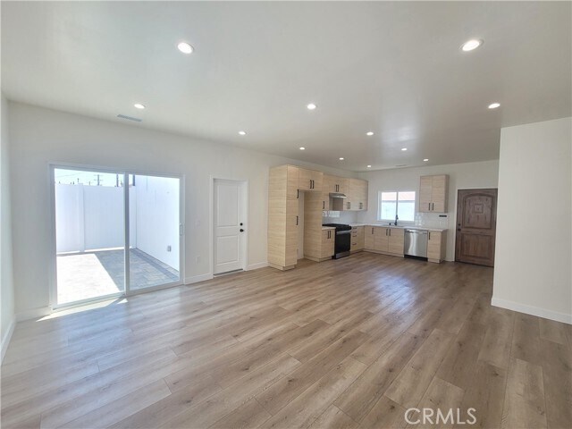 Building Photo - 16840 Los Alimos St