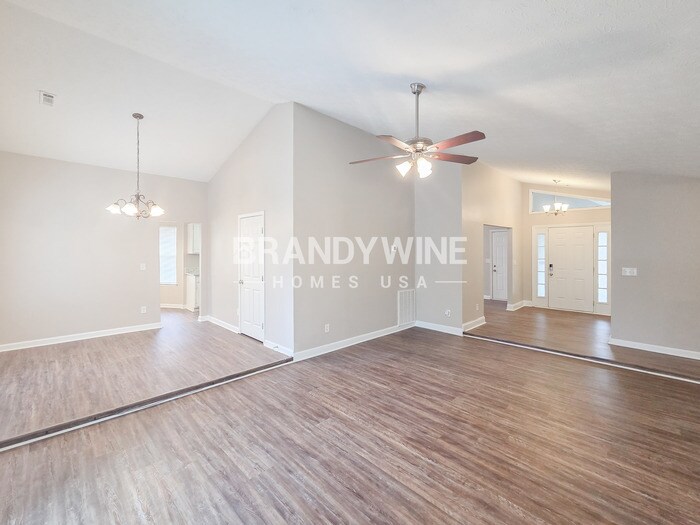 Building Photo - 2525 Hallie Mill Rd