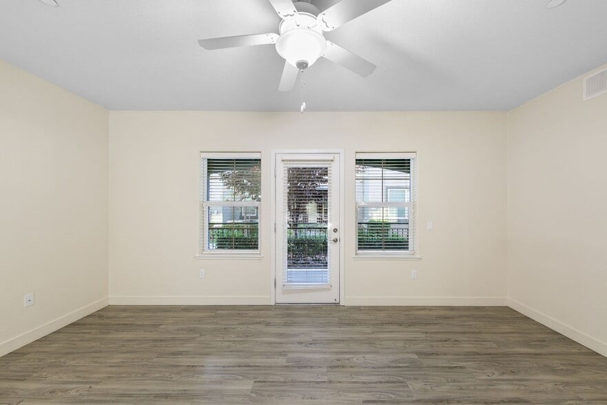 Building Photo - Luxe Ripon Apartments