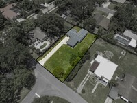 Building Photo - Central Lakeland Home with big yard!