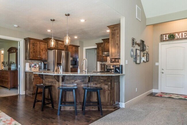 Building Photo - COMING SOON! Battlefield Area, Republic Public Schools